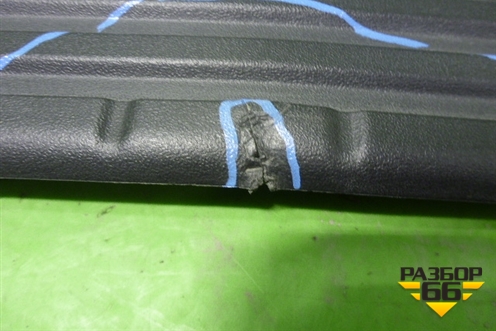 Накладка заднего бампера (до 2012г) (5216260040) для Toyota Land Cruiser (200) с 2008г