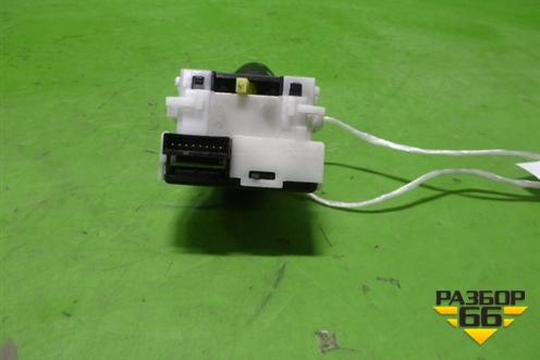 Переключатель поворотов для Nissan Note (Е11) с 2005-2013г