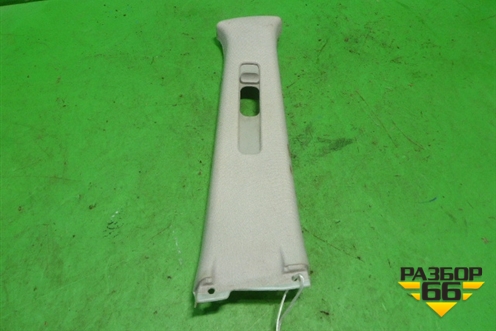 Обшивка стойки центральная верхняя правая (6241002040) для Toyota Corolla (E12) с 2001-2007г