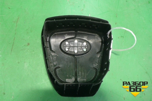 Крышка AIR BAG в рулевое колесо (новая) для Hyundai i20 с 2008г