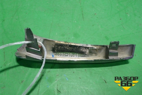 Накладка на решетку радиатора (правая хром) (531250E070) для Toyota Highlander с 2013-2021г