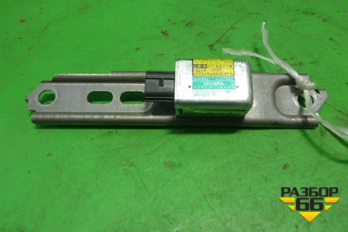 Датчик AIR BAG (правый на центральную стойку) (8986048020) для Lexus RX 300/330/350 с 2003-2009г