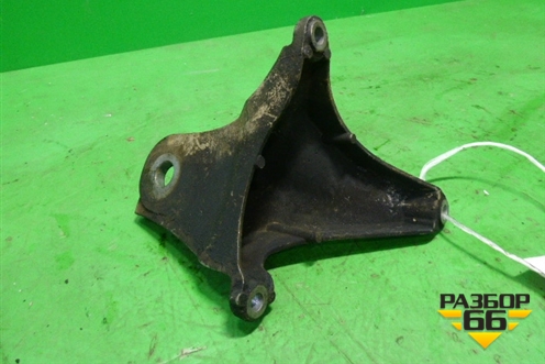 Кронштейн КПП левый (АКПП) (4E0399113AM) для Audi A8 с 2002-2010г