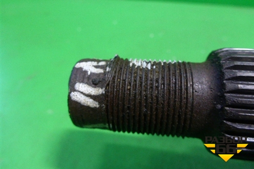 Привод задний правый (7L0501201B) для Volkswagen Touareg c 2002-2010г
