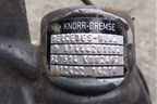Суппорт задний левый (A9444201102) для Mercedes Benz  TRUCK Axor 2 с 2004г