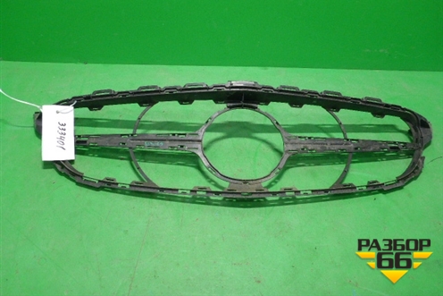 Кронштейн решетки радиатора (AMG) (A2058804383) для Mercedes Benz C-Klass W205 с 2014г