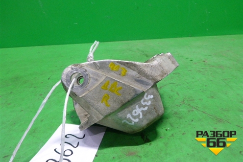 Кронштейн двигателя правый (1.8л EW7A) (9647029580) для Peugeot 407 с 2004г