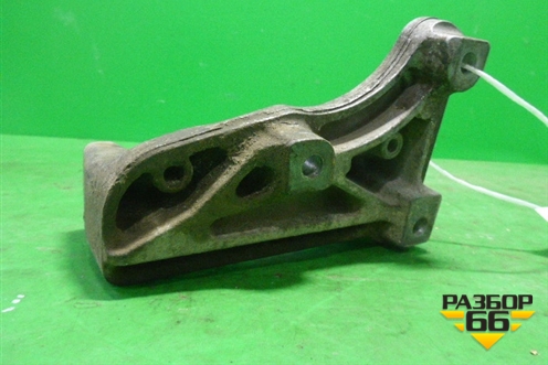 Кронштейн КПП левый (МКПП) (9660142480) для Peugeot 407 с 2004г