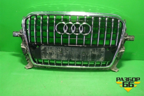 Решетка радиатора (после 2012г S-Line под парктроник) (8R0853651R) для Audi Q5 c 2008-2017г