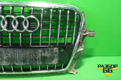 Решетка радиатора (после 2012г S-Line под парктроник) (8R0853651R) для Audi Q5 c 2008-2017г