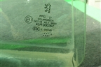 Стекло двери задней правой (2006г седан) для Peugeot 407 с 2004г