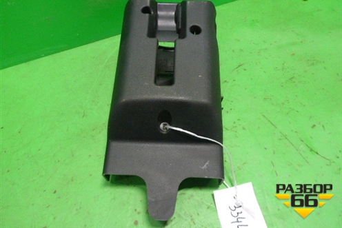 Кожух рулевой колонки (в сборе) для Ford Fiesta с 2001-2008г