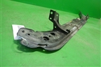 Кронштейн переднего крыла правый (7L6805920B) для Volkswagen Touareg c 2002-2010г