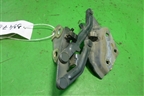 Петля капота правая (7L6823302) для Volkswagen Touareg c 2002-2010г