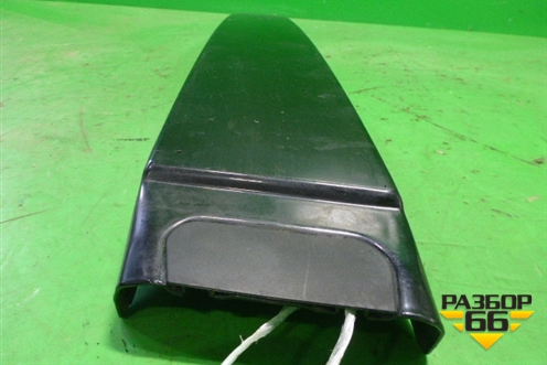 Накладка стойки (центральной правой) (7L6853318D) для Volkswagen Touareg c 2002-2010г