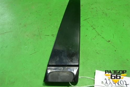 Накладка стойки (центральной левой) (7L6853317D) для Volkswagen Touareg c 2002-2010г