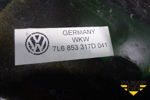 Накладка стойки (центральной левой) (7L6853317D) для Volkswagen Touareg c 2002-2010г
