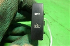 Кнопка центрального замка (7L6962125) для Volkswagen Touareg c 2002-2010г