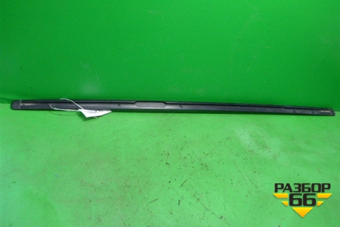Молдинг крыши правый (над дверями) (7L6860184F) для Volkswagen Touareg c 2002-2010г