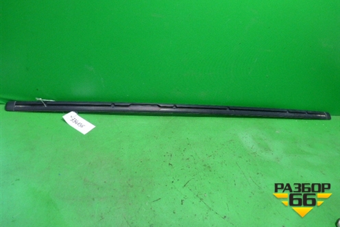 Молдинг крыши левый (7L6860183F) для Volkswagen Touareg c 2002-2010г