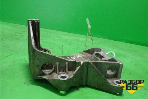 Кронштейн генератора (2.5л BAC) (070903143C) для Volkswagen Touareg c 2002-2010г