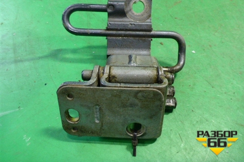 Петля двери передней правой нижняя (7L0831412) для Volkswagen Touareg c 2002-2010г