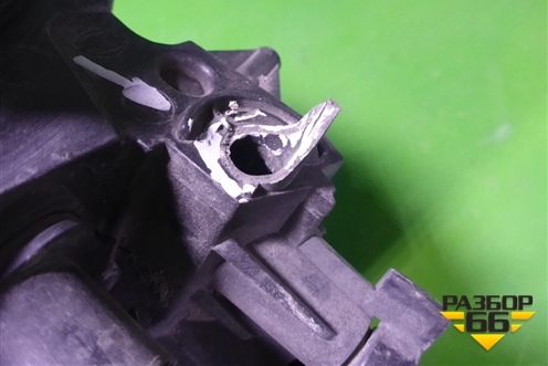 Фара левая/ (галоген линзованная светлый отражатель) (82304599) для Volvo TRUCK FH с 2008-2013г (ФШ)