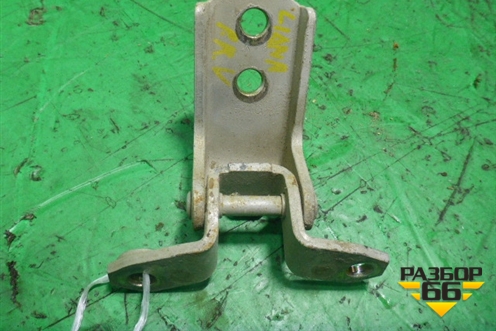 Петля двери передней правой верхняя (6931054G00) для Suzuki Liana с 2001г