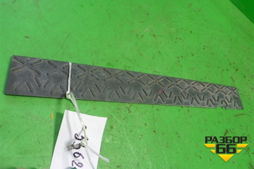 Подножка ступенька (на передний бампер нижняя) (81416142116) для MAN  TGS с 2007г