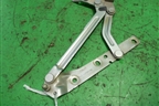 Петля крышки багажника левая (YS41F42701AA) для Ford Focus 1 с 1998-2004г