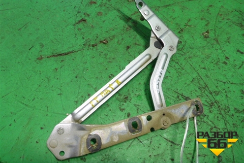 Петля крышки багажника правая (YS41F42700AA) для Ford Focus 1 с 1998-2004г