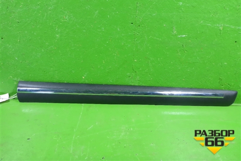Накладка двери передней правой (новая) (PZ415J085002) для Toyota Land Cruiser Prado(150) с 2009г