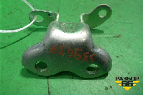 Петля двери задней левой верхняя (новая) (687600D030) для Toyota Yaris с 2011г
