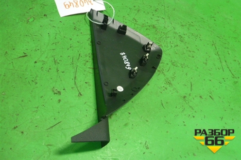 Накладка на торпедо (боковая правая) (BM51A044C60ABW) для Ford Focus 3 с 2011г