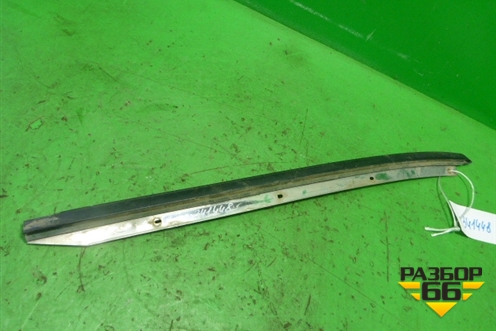 Молдинг лобового стекла левый для Nissan Almera N16 с 2000-2006г