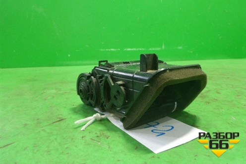 Дефлектор воздушный центральный (левый) (BBP36491X) для Mazda Mazda 3 (BL) с 2009-2013г