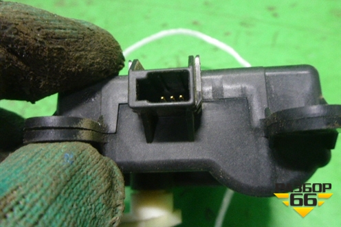 Моторчик заслонки отопителя (3C27030850) для Nissan Almera N16 с 2000-2006г