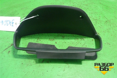 Накладка на щиток приборов (MR506452) для Mitsubishi Lancer-9  с 2003-2008г