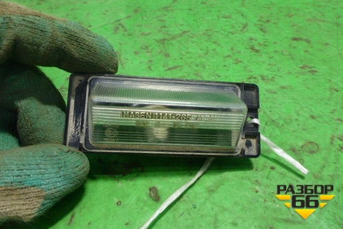 Фонарь подсветки номера для Mitsubishi Lancer-9  с 2003-2008г