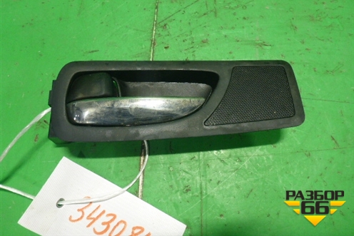 Ручка внутренняя двери задней левой (6760848010) для Lexus RX 300 c 2009-2015г