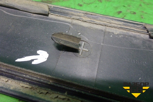 Накладка двери передней левой (09483885) для Peugeot 4007 с 2008г