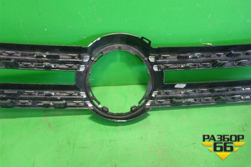 Накладка на решетку радиатора (5N0853651H) для Volkswagen Tiguan с 2011-2016г
