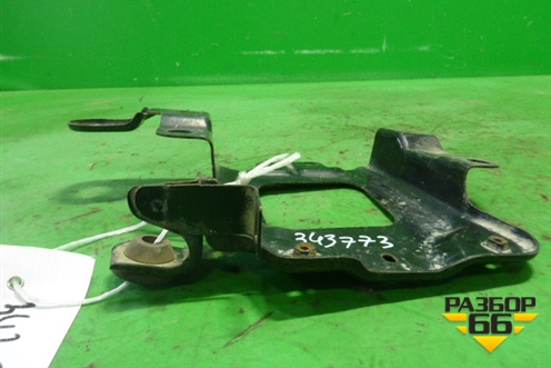 Кронштейн аккумулятора (AV61R6K034AB) для Ford Focus 2 с 2008-2011г