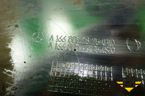 Накладка переднего бампера (AMG хром) (A1668857825) для Mercedes Benz GL-Klass X166 с 2012г