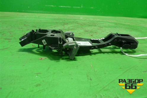Кронштейн ручки наружной (правой) (LR078757) для Land Rover Range Rover Sport с 2013-2022г