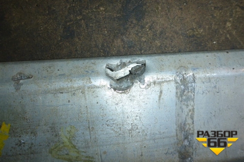 Кронштейн (см.фото) для Audi A8 с 2002-2010г