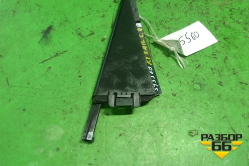 Накладка двери задней правой (уголок) (822344CL0A) для Nissan X-Trail (Т32) с 2014г