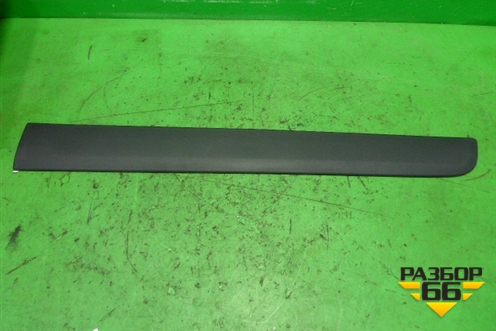 Накладка двери передней левой (новая) (10138750) для Suzuki SX4 с 2006-2013г