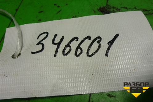 Держатель задней полки левый (799127467R) для Renault Duster I с 2010-2021г
