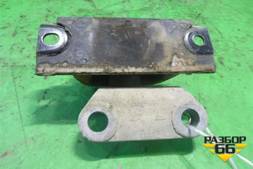 Опора КПП левая (МКПП) (13130745) для Opel Corsa D с 2006-2014г